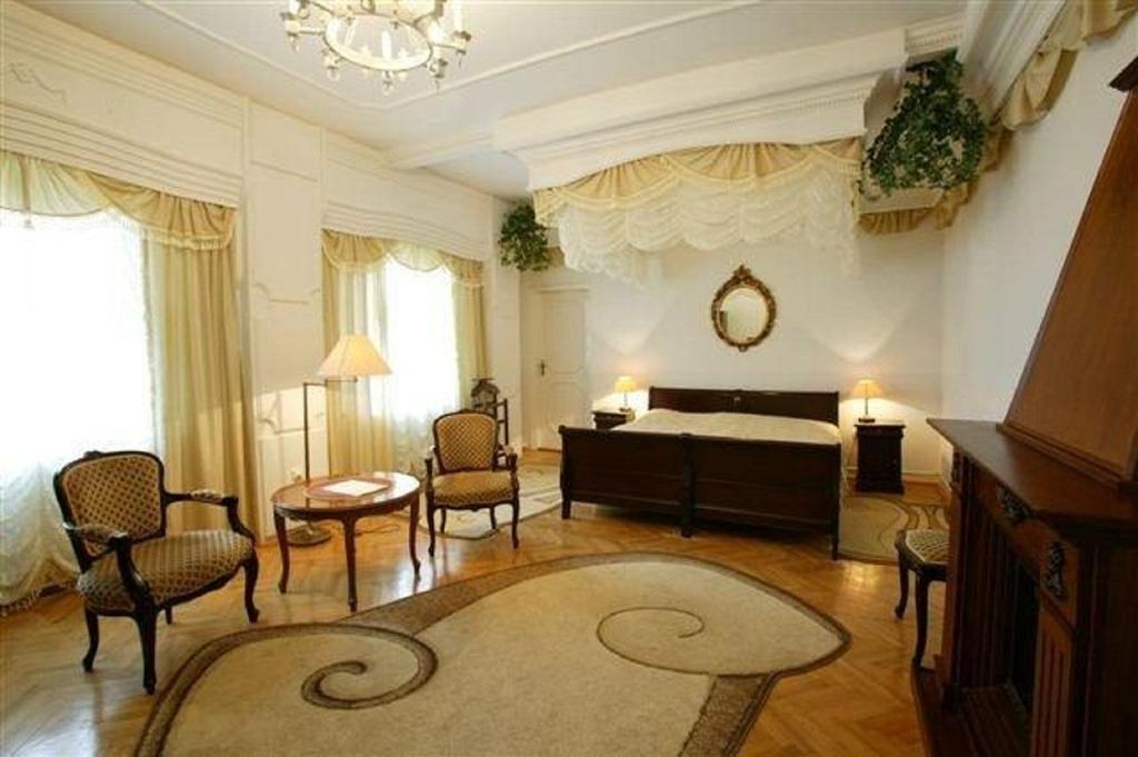 Teleki-Degenfeld Kastélyszálló Szirák Exterior foto