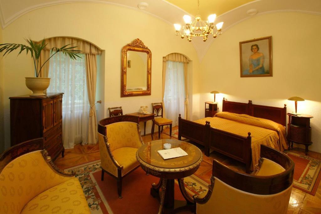 Teleki-Degenfeld Kastélyszálló Szirák Quarto foto